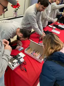 Ande y Fazeta personalizan sus lanyards y pulseras para eventos - 2